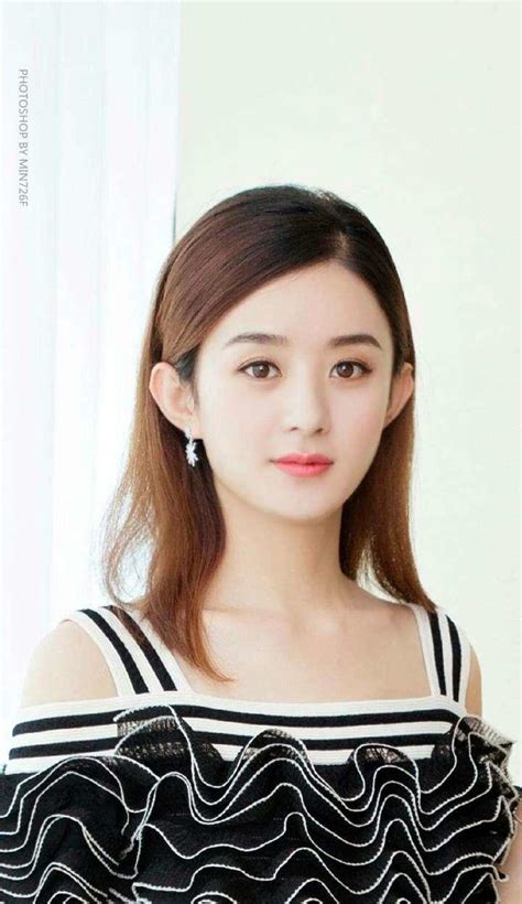 趙麗穎穿早秋系登芭莎封面，小姐姐就是這麼美你能怎麼辦-趣讀