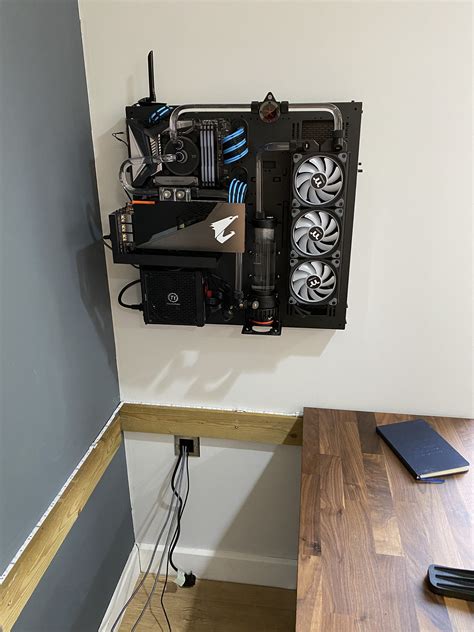 5 Creative Ways To Use A Computer Mounted To Wall Wall Mount Ideas
