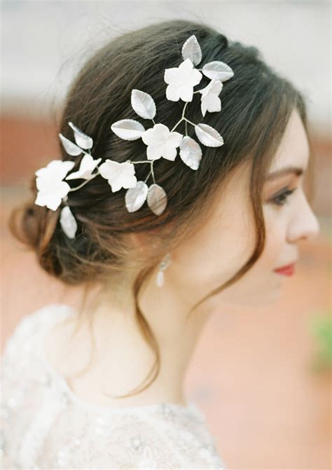 20 Drop Dead Bridal Hair Styles And Wedding Accessories Trends For 2018