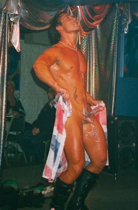 Nude Male Strip Clubs TubeZZZ Porn Photos