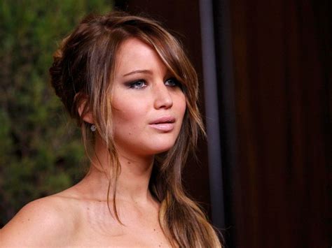 Actress Jennifer Lawrence S Nude Pics Released When Icloud Hacked