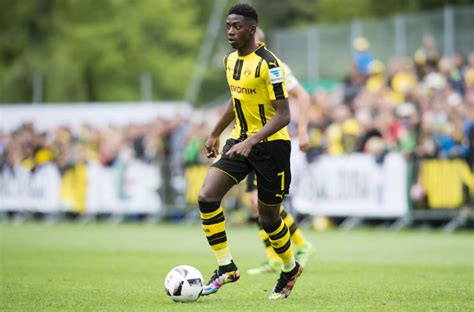 Moustapha diatta és un exjugador del filial del borussia dortmund de 20 anys, i un dels. Video: Dembele torches Manchester United for goal