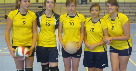 Volley Ball Les Filles Dominent Le Championnat R Gional
