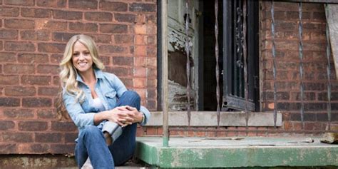 Rehab Addict Star Nicole Curtis Im Not Hiding Anymore Fox News