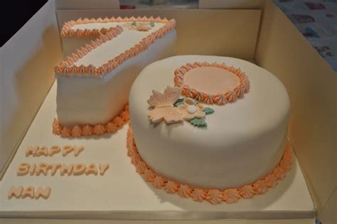 70th Number Cake Cool Birthday Cakes 70th Birthday Cake Cake