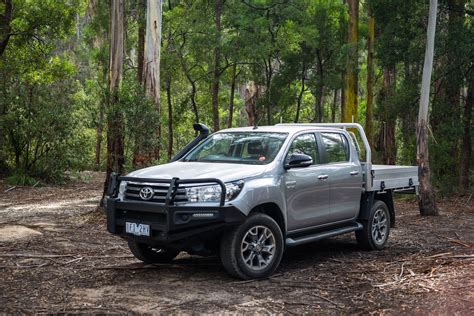 2016 Toyota Hilux Sr 4x4 Cab Chassis Review Caradvice