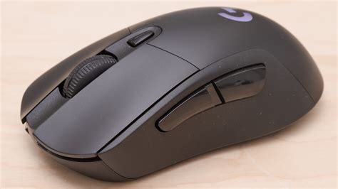 Logitech G703 Lightspeed Wireless Gaming Mouse With Hero Sensor Review