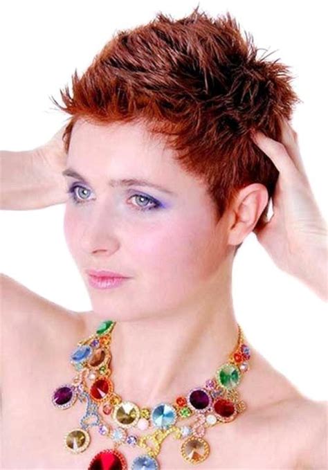 27 Awesome Short And Spiky Hairstyle For Women In 2020 Short Spiky
