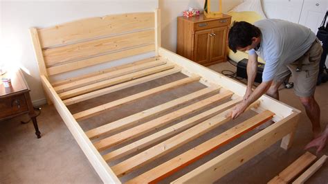 Building A Queen Size Bed From 2x4 Lumber Queen Size Bed Frame Diy