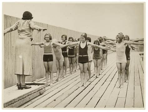 Swimming Class For Girls Ca 1930s ~ Vintage Everyday