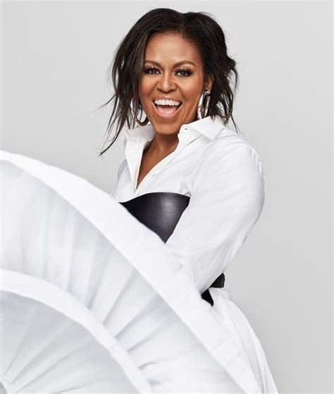 Pin By Dina Young On Flotus Forever Michelle Obama Fashion Michelle