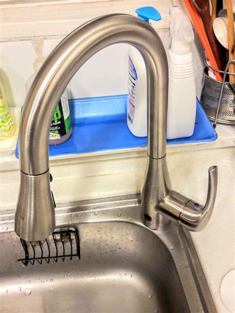 The best kitchen faucet reviews will help you as the buyer consider all available options and choose the faucet that functions the way you need and also fits your kitchen decor. Best Touchless Kitchen Faucet Reviews in 2020 | Touchless ...