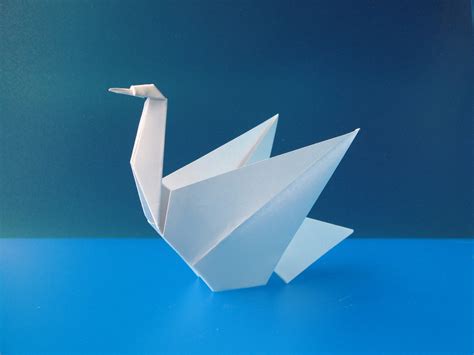 Agora chegou a hora de aprenderem a mandala ondas, um modelo fácil de fazer!! Origami Mandala Schwan / Como fazer a mandala sufrágio e ...