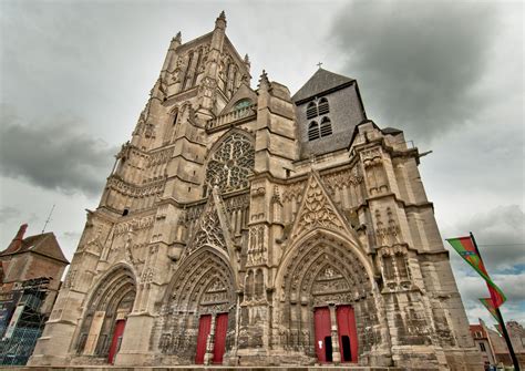Cathédrale Saint Étienne Cathédrale Ile De France Region Ile De France