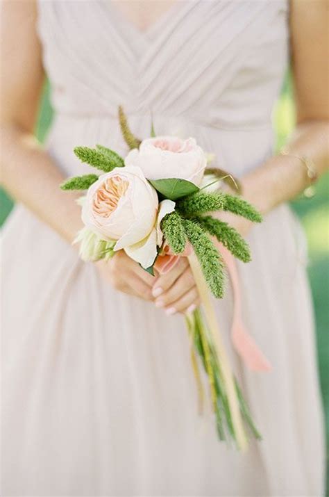 18 Adorable Small Wedding Bouquets For Your Big Day Weddinginclude