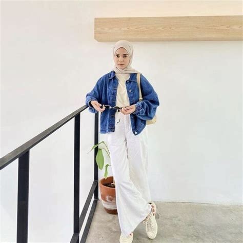 7 Inspirasi Ootd Hijab Simple Dengan Outer And Jaket Tokopedia Blog