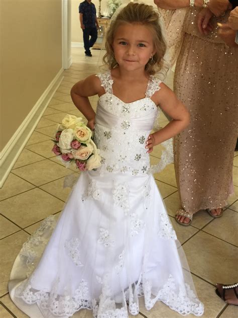 White Lace Flower Girl Dress To Match Your Wedding Dress