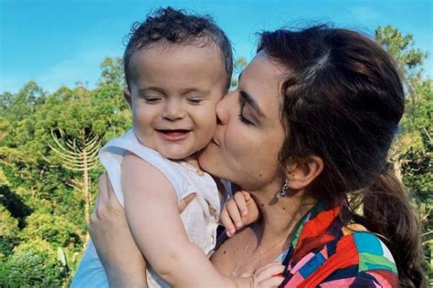 We did not find results for: Titi Müller decide desmamar filho após sentir dor e ...