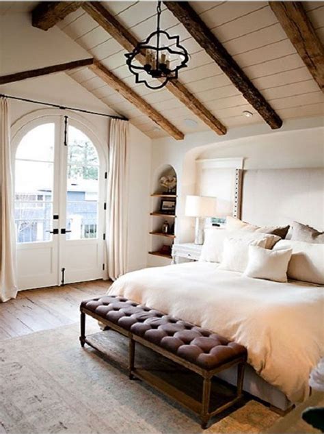 Find out lovely and creative vaulted ceiling ideas for creating a bold and dramatic visual effect in your bedroom. master bedroom idea - vaulted ceiling with exposed beams ...