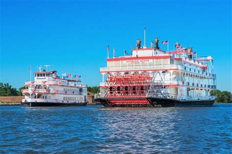 2 Hour Savannah Riverboat Dinner Cruise With Onboard Entertainment From