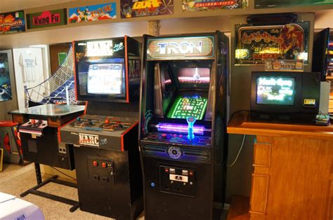 Father And Son Build Insanely Impressive Retro 80s Arcade In Basement