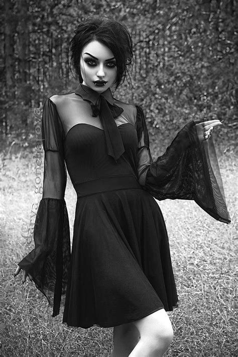 Pin By Lavernia Dark 🕸 On Beautiful Goth Fashion Goth Beauty Gothic