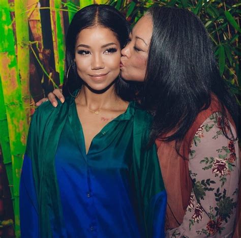 Jhené Aiko And Her Mom Jhené Aiko Jhene Aiko Aiko Love Her