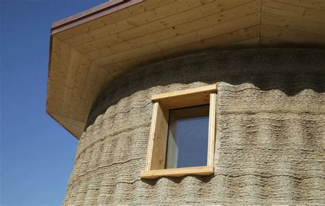 Designed By Wasp Gaia Is Worlds First 3d Printed Mud House