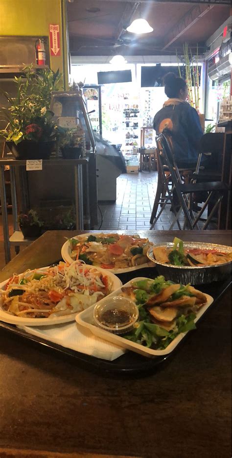 I waited while the food was prepared it was plentiful. Thai Vegan - Santa Monica California Restaurant - HappyCow