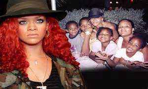 Rihanna Has Secret Siblings In Barbados Randb Singer Isnt The Only Girl