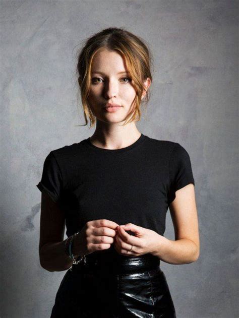 30 Hot Female Actresses Under 30 In 2016 Emily Browning Female Actresses Actresses