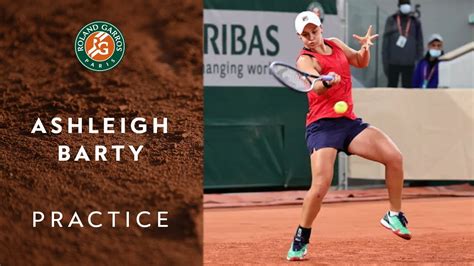 Actus simple messieurs simple dames double messieurs double dames palmarès simple messieurs palmarès simple dames palmarès double tennis. Ashleigh Barty - Practice | Roland-Garros 2021 - YouTube