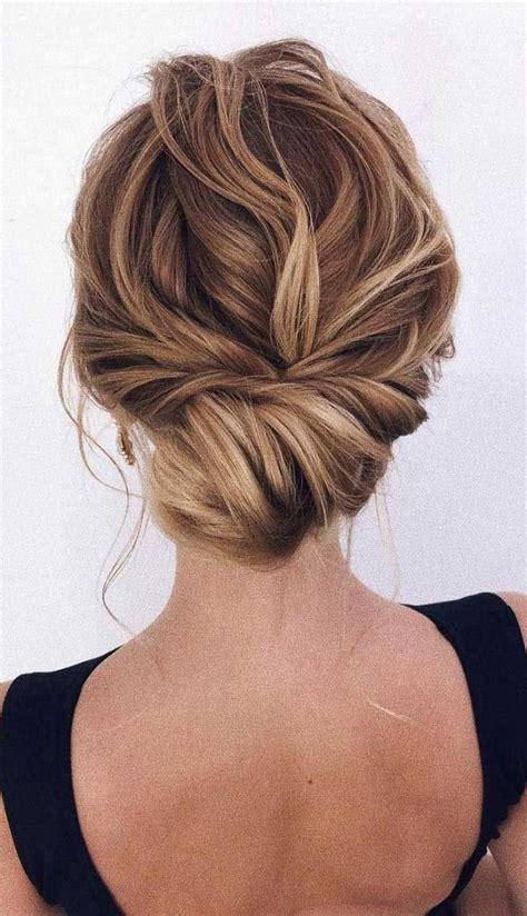 20 Easy And Perfect Updo Hairstyles For Weddings Ewi Short Hair