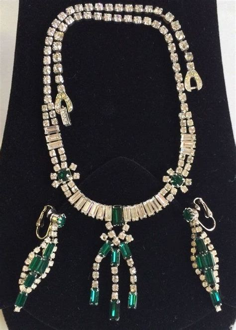 Here Is A Dazzling Vintage Jewelry Set By Designer Kramer That Consists