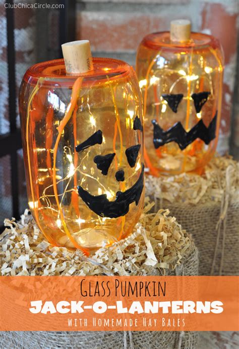 Glass Pumpkin Jack O Lanterns On Homemade Hay Bales Club Chica Circle