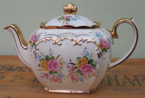 Vintage Sadler Cube Teapot Tea Pot Flowers Gold Gilt Edging Flora Roses