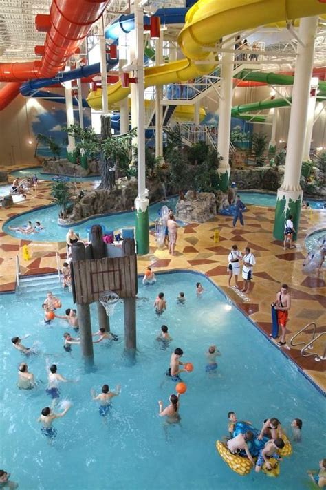 3 Caribbean Cove At Holiday Inn Indianapolis Indoor Water Park Hotels With Water Parks Indoor