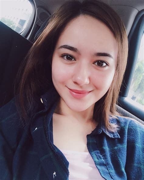 .awek melayu seksi, awek melayu boleh, awek cantik, amoi cun, amoi gersang, amoi 3gp, amoi mantap, amoi seks, amoi main, awek blogspot, sabul, awek kl, wanita gersang, gambar aksi lucah. Gadis Melayu Paling Cute Hannah Delisha | Azhan.co