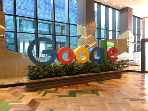 Maybe you would like to learn more about one of these? Google Invited PM Lee To Their Shiny New Singapore Campus ...