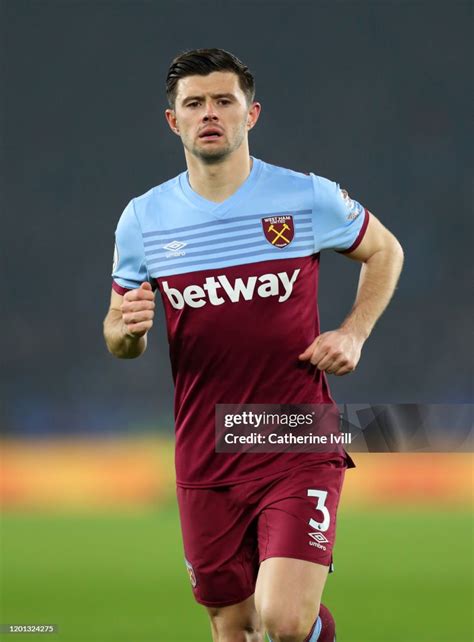 Aaron Creswell Of West Ham United During The Premier League Match News Photo Getty Images