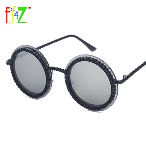 Fj4z 2017 Fashion Retro Designer Women Round Circle Sunglasses Classic Fake Stone Frame Eye