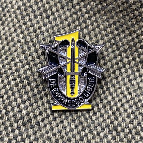Sf Flash And Badge Pins Special Forces Association