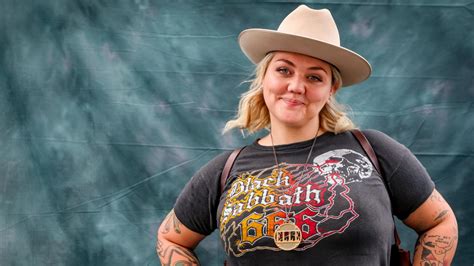 Albums et chansons en streaming et téléchargement mp3. Elle King On Self-Love, Nature & New Music | GRAMMY.com
