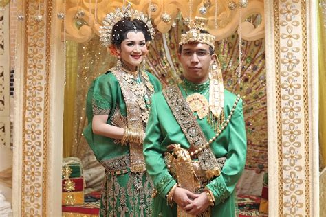 Keunikan Baju Adat Bugis Untuk Pernikahan Budayanesia