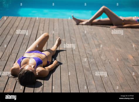 Bikini Bikinis Fotos Und Bildmaterial In Hoher Aufl Sung Alamy
