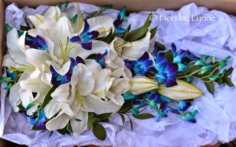 The stem may be long and hardy, but this flower adds up the fun factor in your wedding flowers by adding craspedia to your arrangement. Wedding Flowers Blog: Emma's Striking Blue-Turquoise ...