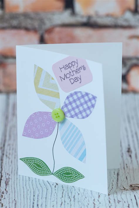 In fact, do something personal for her. 10 Simple DIY Mother's Day Cards • Rose Clearfield