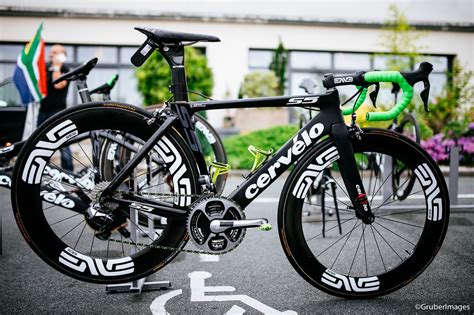 Mark cavendish finds a way to cheer himself and a young fan up after the rider missed out on the tour de france. Mark Cavendish's Cervélo S5 | Fiets | Pinterest | Cycling ...