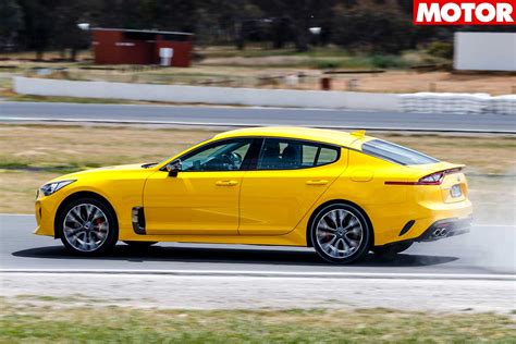 Kia Stinger 330si Performance Car Of The Year 2018 10th Place