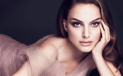 Natalie Portman Net Worth Age Husband Family And Biography Everything About Your Favorite
